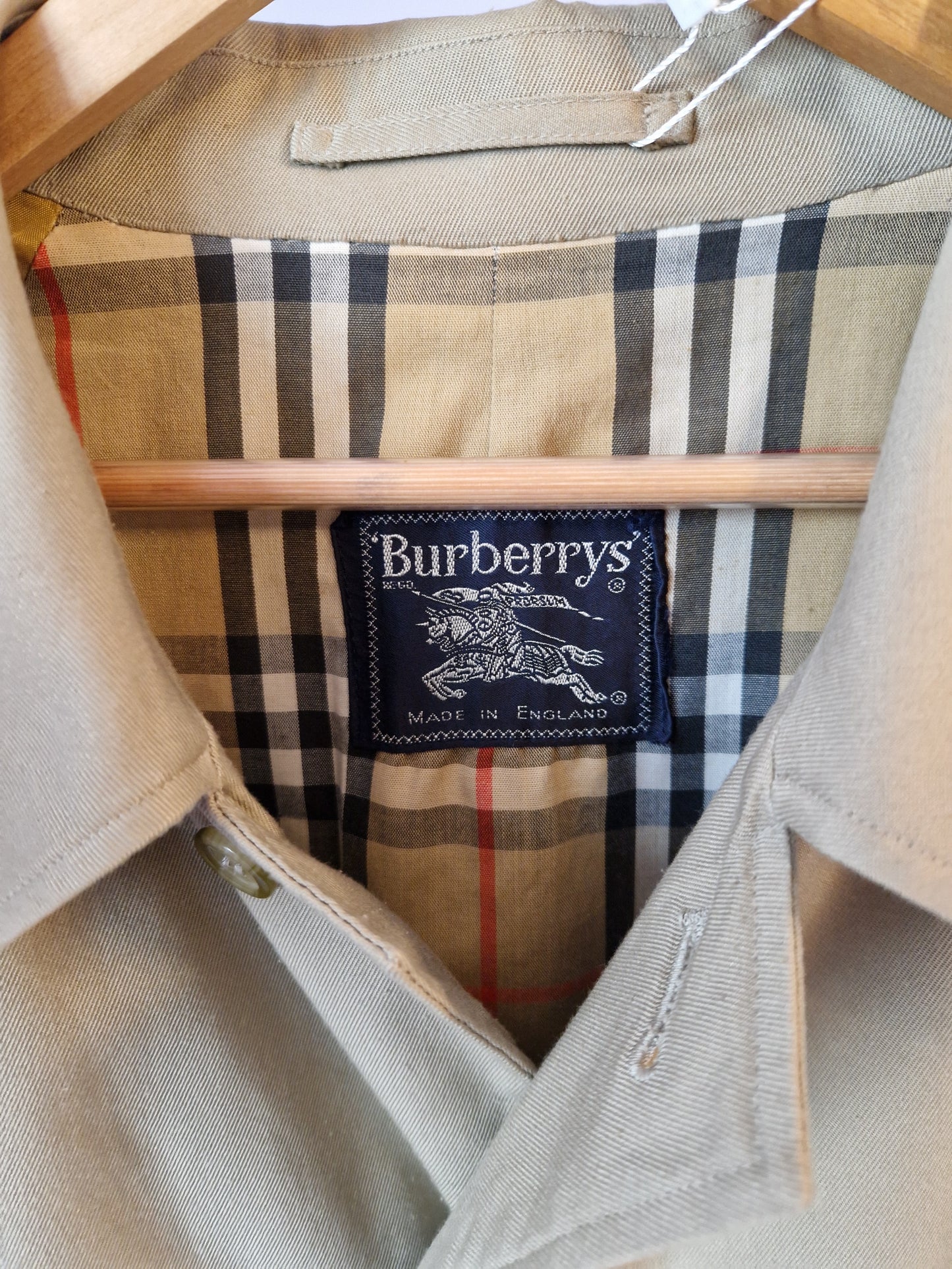 Vintage Burberry(s) trenchcoat