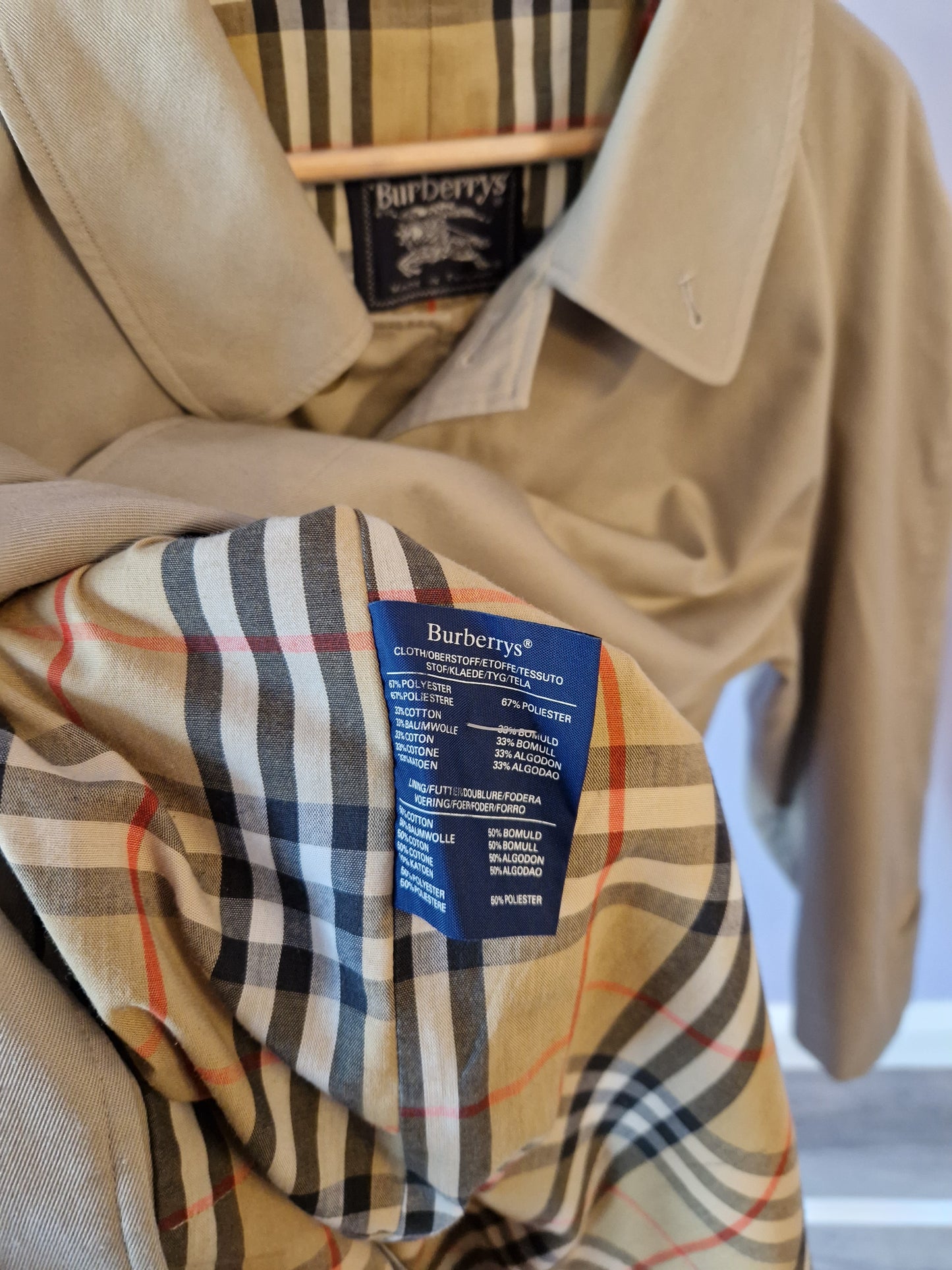 Vintage Burberry(s) trenchcoat